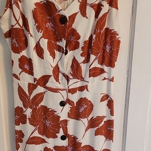 Monteau Red and Orange V-Neck Midi Sundress